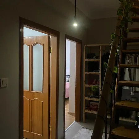 Kiralik Rum i privatbostad Istanbul